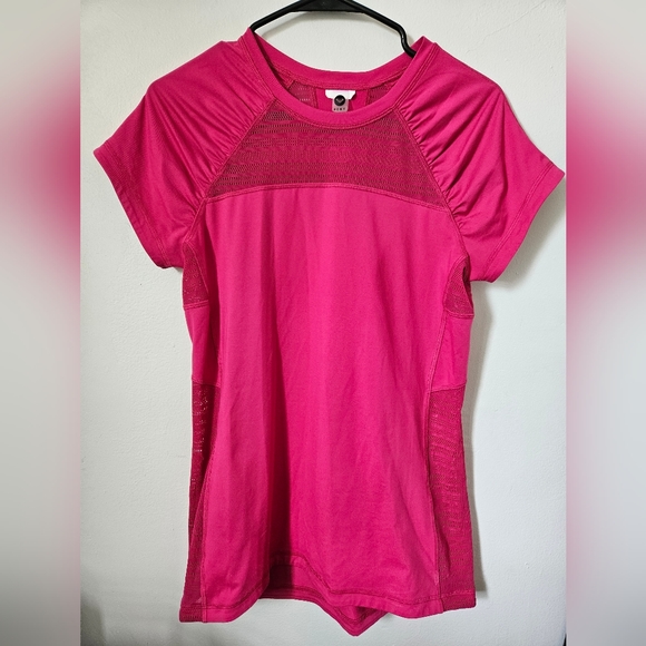 Roxy pink swim top Scrunch breathable workout Roxy logo beautiful silky soft med - Picture 1 of 16